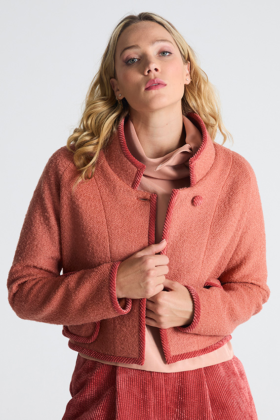 Ceel vestje in oud roze